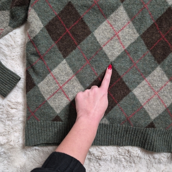 J. Crew Cardigan Sweater Lambs Wool Size Medium M Argyle Green Brown Gray Preppy - Picture 11 of 13